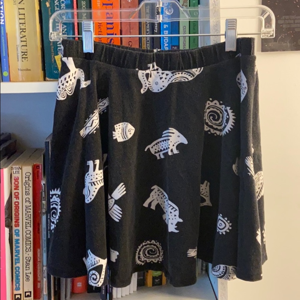 🔥3 FOR $10🔥 Forever 21 Patterned Skater Skirt